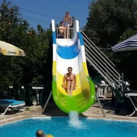 Marin מלון קמר